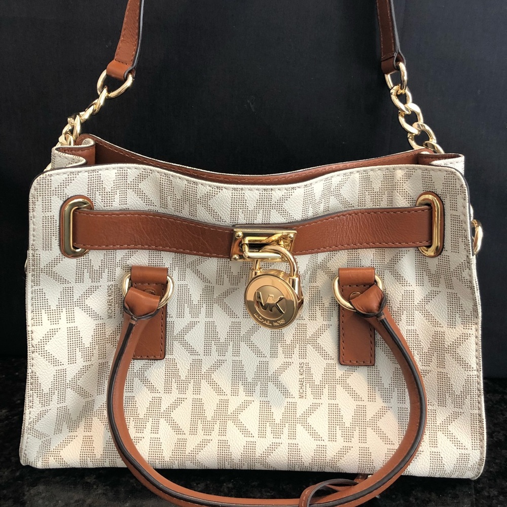 Michael Kors  vanilla logo satchel